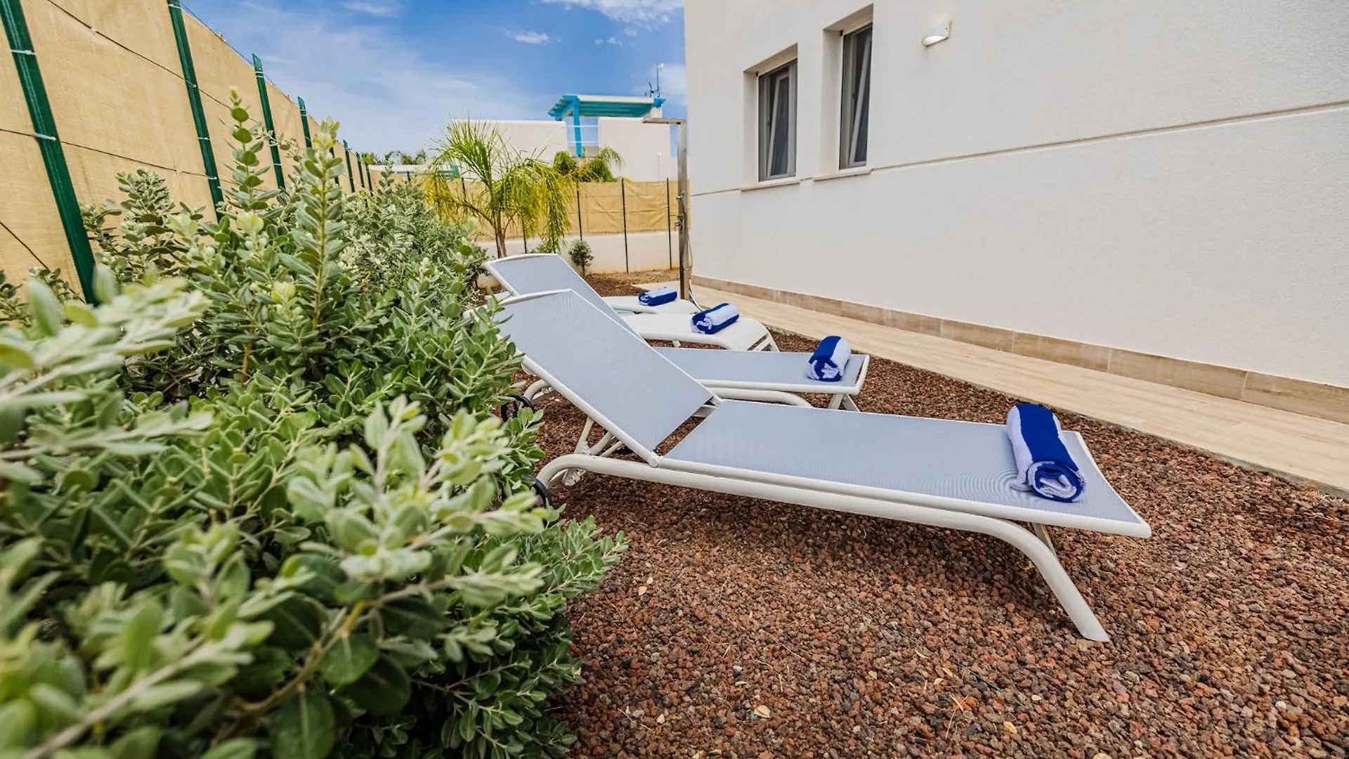 Villa Delle Palme Campofelice Di Roccella Holiday home