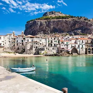 Willa Arvilla's, Campofelice Di Roccella